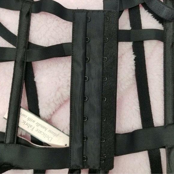 COPY - VS Fashion Show X Swarovski - Picture 6 of 7